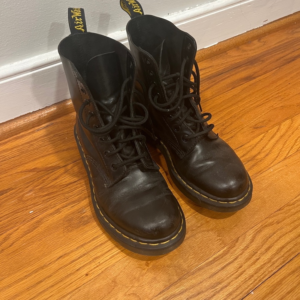 Black Doc Martens Pascal Style Sz 37/6